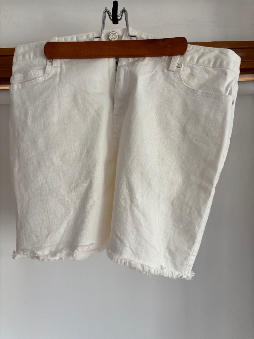 NWOT Lilly Pulitzer White Denim Skirt
